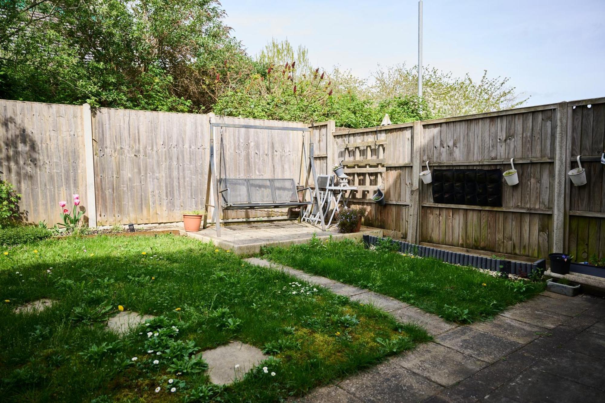 Apartment Cherish Spacious & Amazing 3 Bed House In Hayes & Heathrow *